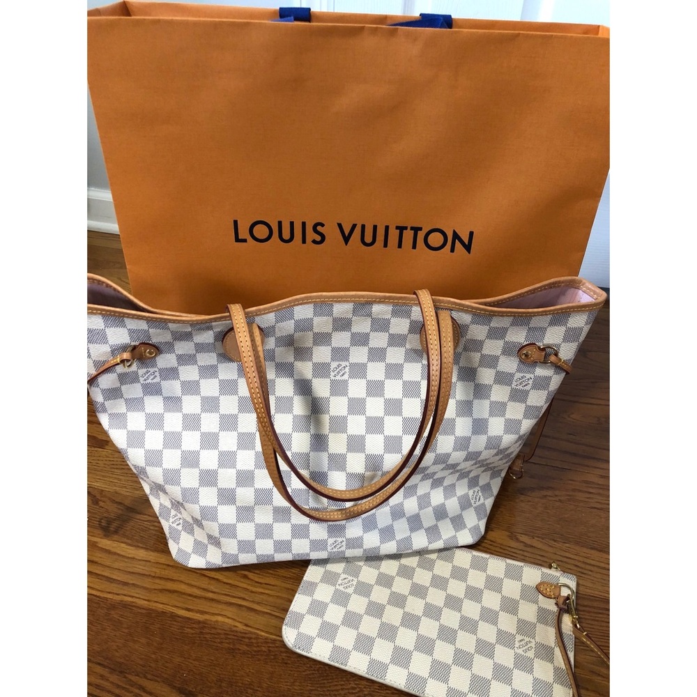 Louis Vuitton Neverfull MM